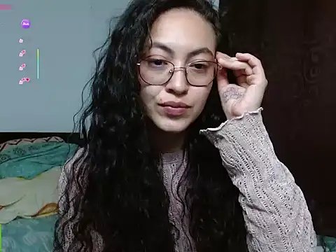 Amitlu_'s Live XXX Chat