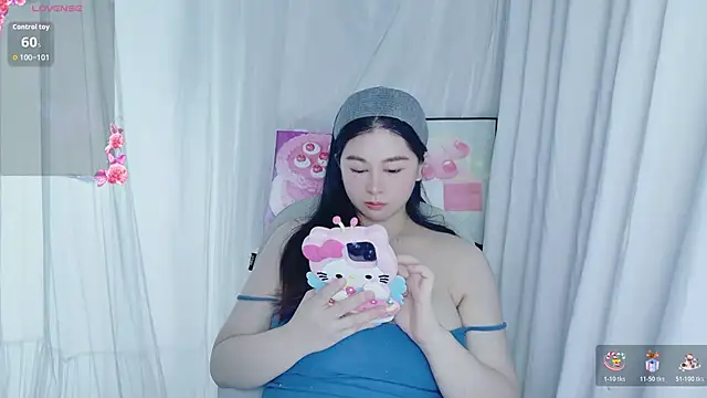 Scarlett-oracle élő XXX-chatje
