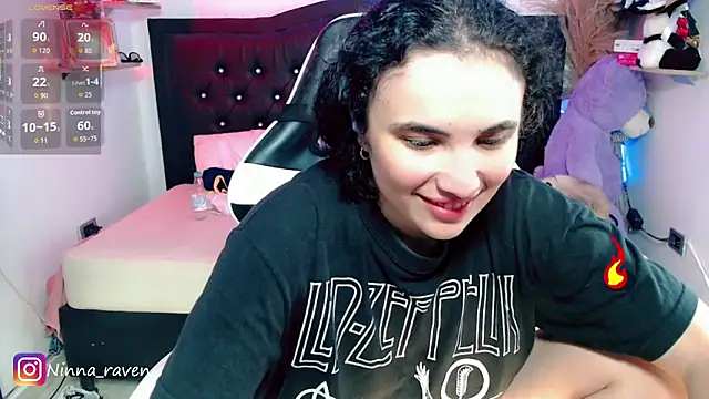 Ninna_ravenn – Live XXX-chat