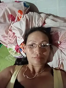 Cucci07 élő XXX-chatje
