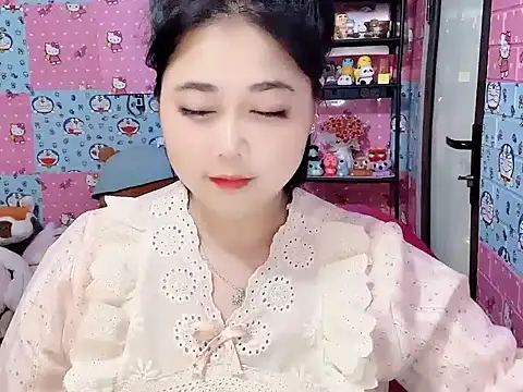 Nhanlu009 élő XXX-chatje