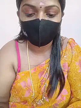 Keerthimma's Live XXX Chat
