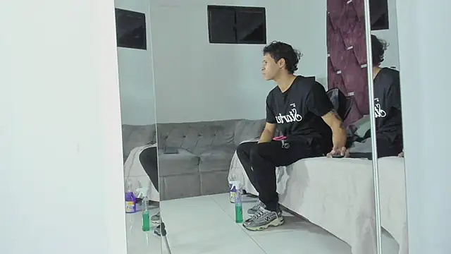 TonyBenedetti Webcam show