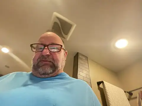 13B_MasterGunner's Live XXX Chat