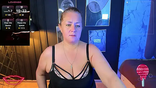 JenniferLight live XXX chat