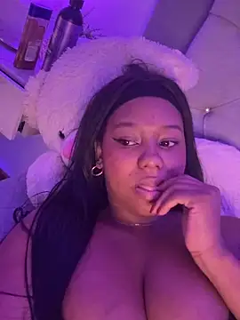 Онлайн чат XXX Giulia_valencia