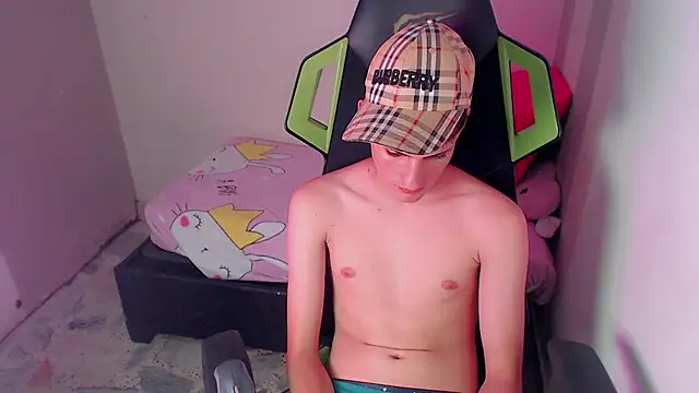 Pablito_junior's Webcam Show