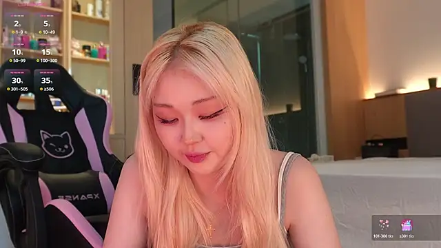 دردشة hyun_chia الجنسية المباشرة