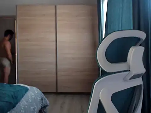 HankMalone Chat XXX live