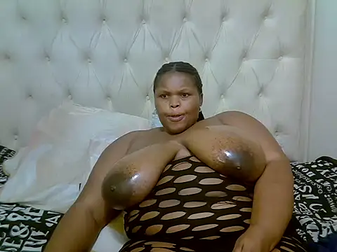 Capri_enigma élő XXX-chatje