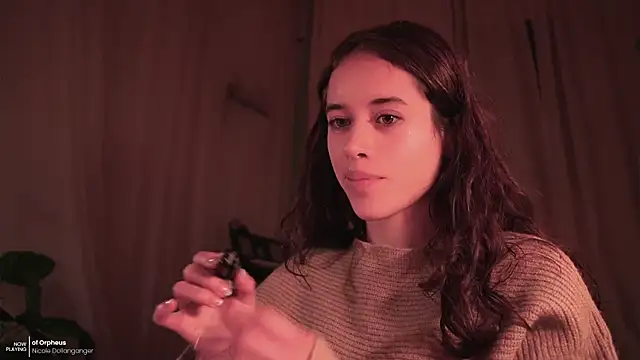 _Avriles_ élő XXX-chatje