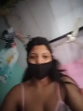 Hotty-Divya webkamerás műsora
