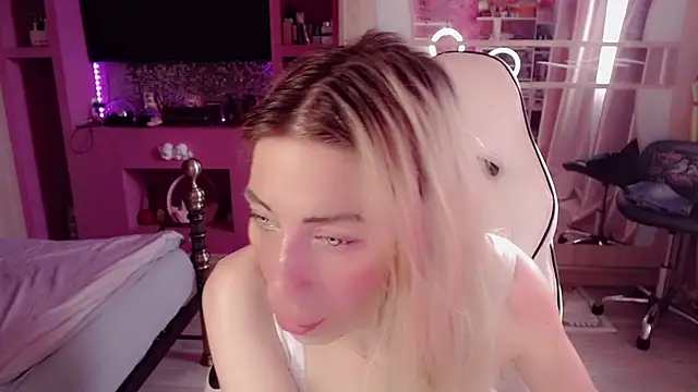 Czat XXX na żywo – AnnieGOld_