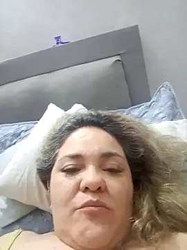 Natashablade__ élő XXX-chatje