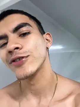 Sebastian_Vega Show in webcam