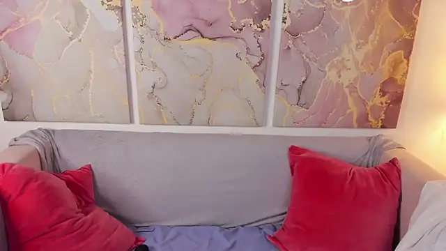 katymeaw: απευθείας συνομιλία ΧΧΧ