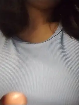 Blush_Taniiya Adlı Modelin Canlı XXX Sohbeti