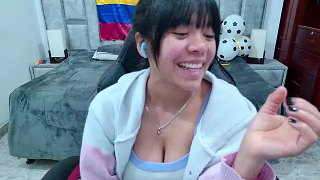 laureentt_'s Live XXX Chat