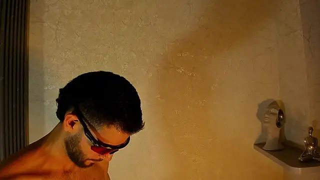 Jacob_Benelli Adlı Modelin Canlı XXX Sohbeti