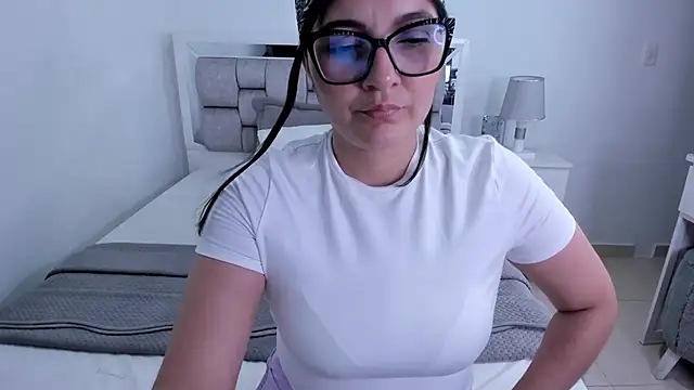 Camilaa_buenon Live XXX chat