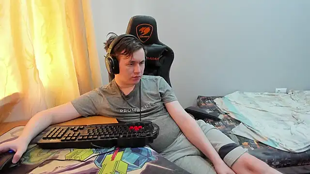 iliaskrislove 现场XXX聊天