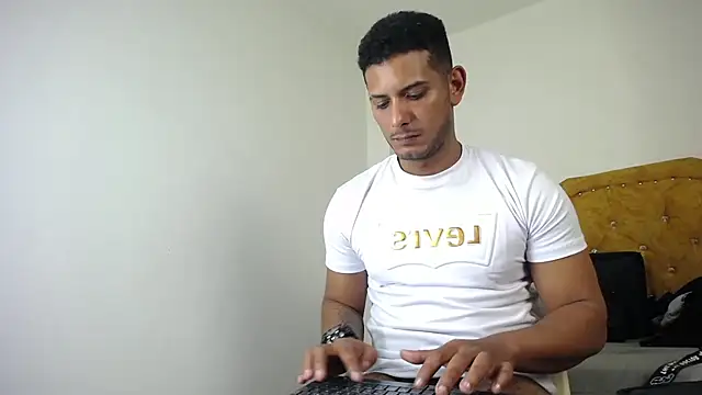 Chris_Dick23 webcam show