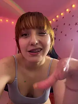 Chatroom XXX en direct de Davne_