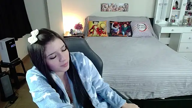 XXX chat uživo modela kittykat18x