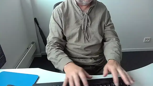 Živý XXX chat Buggemann