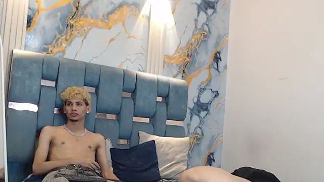 Webkamerová show YOUNG_BOYS_HELL
