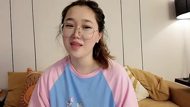 Jennatyan Chat XXX in diretta