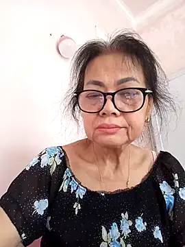 دردشة Hotestlove الجنسية المباشرة