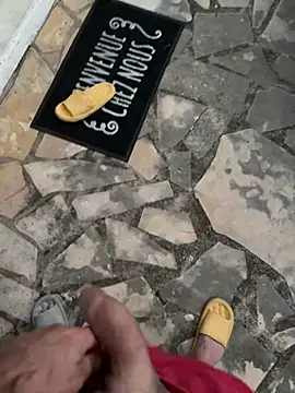 mj23641: απευθείας συνομιλία ΧΧΧ