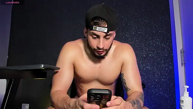 thiagomeneses01 Chat XXX in diretta