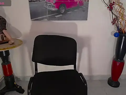 Chat +18 de KeysyCFire ao vivo