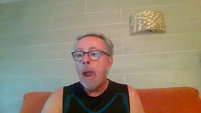 Chat +18 de tuggy59 ao vivo