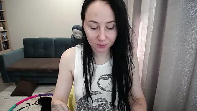 Sophy_Fox élő XXX-chatje