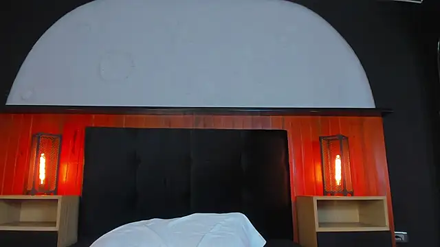 Leo_Savage_ Webcam show