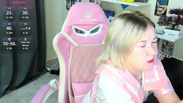 Sara_Robinson élő XXX-chatje
