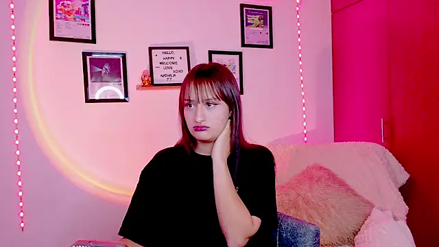 Natha_Ramirez élő XXX-chatje