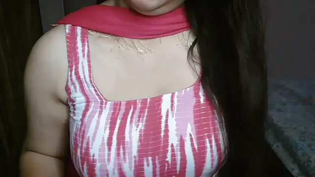 HotNiyathiのライブXXXチャット