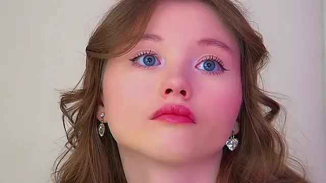 KeiraAsti's Live XXX Chat