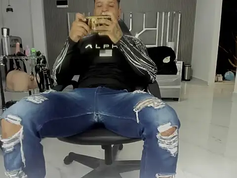 Chat XXX en directo de master_leather