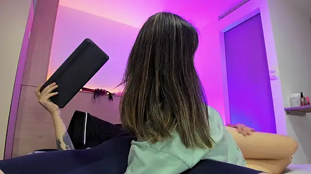 Chat XXX ao vivo de FleurSins