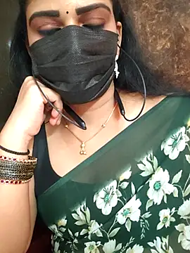 soundharya_tamil's Live XXX Chat