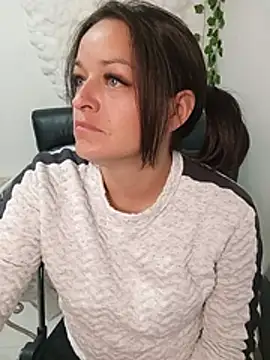 Chatroom XXX en direct de Isa_bluee