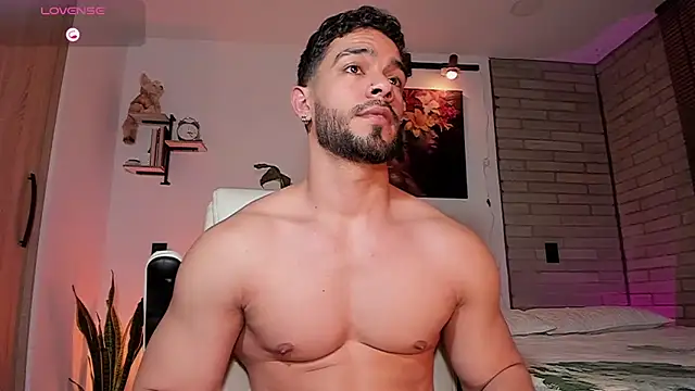 Josseph1_ Live XXX Chat