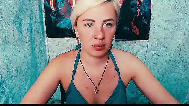 Živý XXX chat EmmaCat_