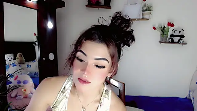 NathalialLooes élő XXX-chatje