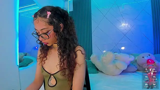 צ'אט XXX בשידור חי של Sarah_Moon1